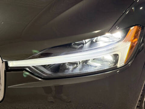 2021 Volvo XC60 Recharge T8 Inscription