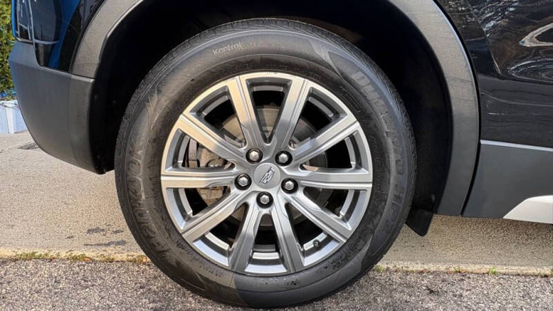 2019 Cadillac XT4 Premium Luxury