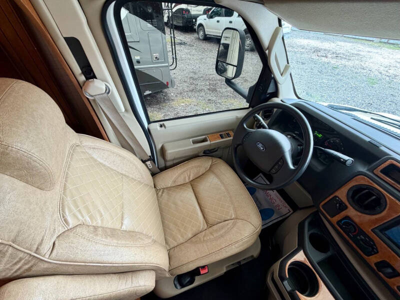 2017 Jayco Greyhawk 30X