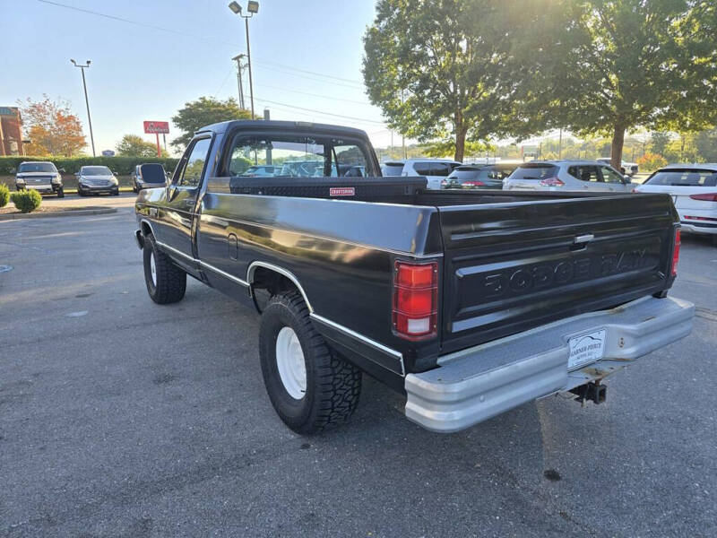 1988 Dodge RAM 100