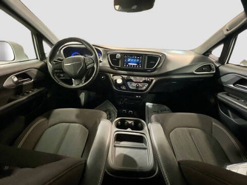 2020 Chrysler Pacifica Touring