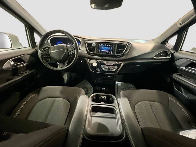 2020 Chrysler Pacifica Touring