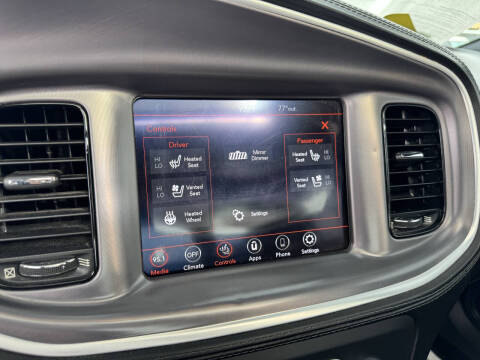 2020 Dodge Charger SXT