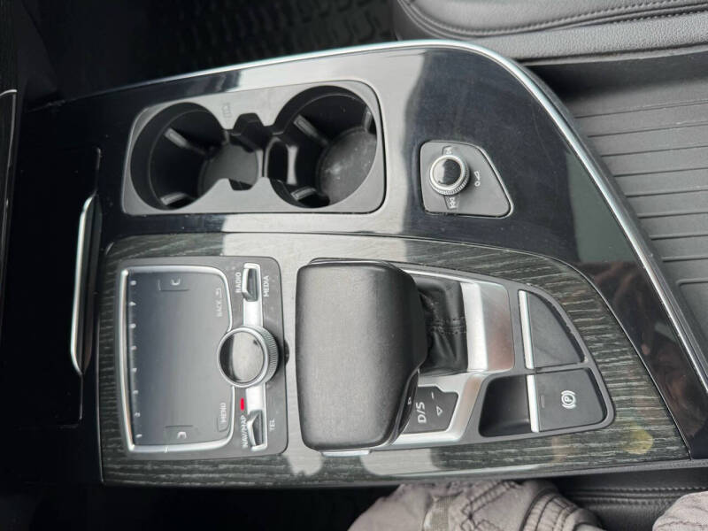 2017 Audi Q7 3.0T quattro Premium Plus