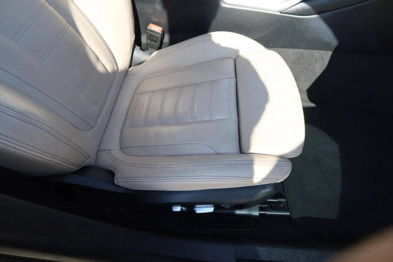 2019 BMW 3 Series 330i