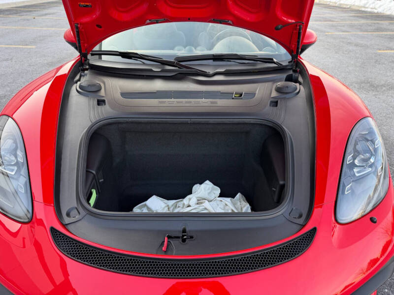 2022 Porsche 718 Boxster Spyder