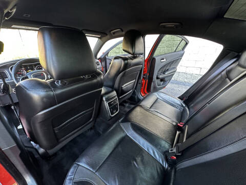 2018 Dodge Charger SXT Plus