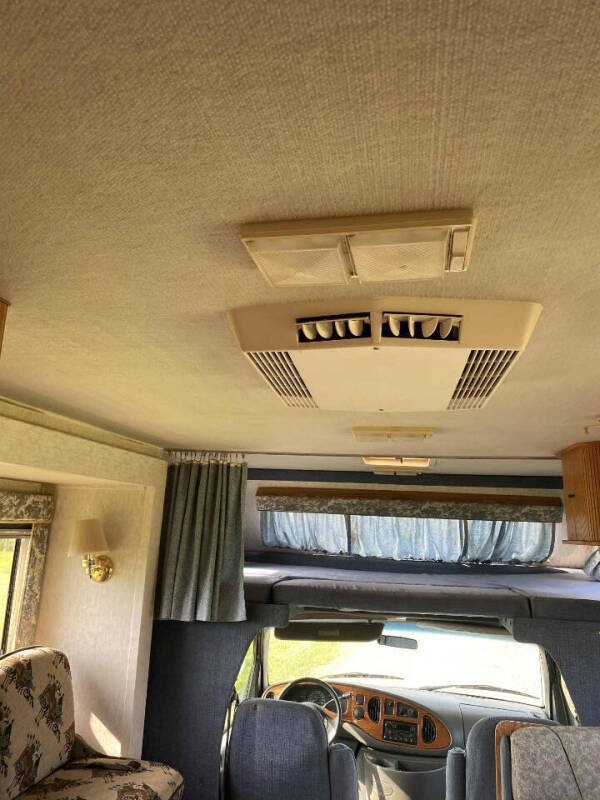 1998 Ford E-Series E-350