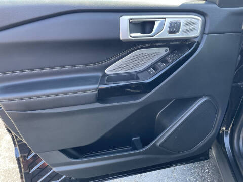 2022 Ford Explorer ST