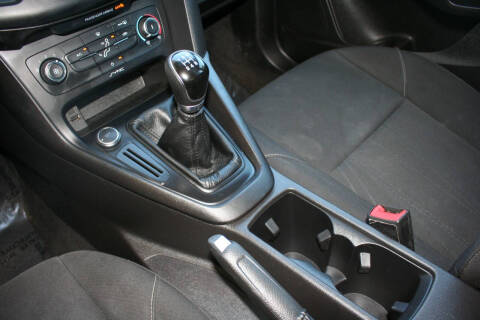 2017 Ford Focus S