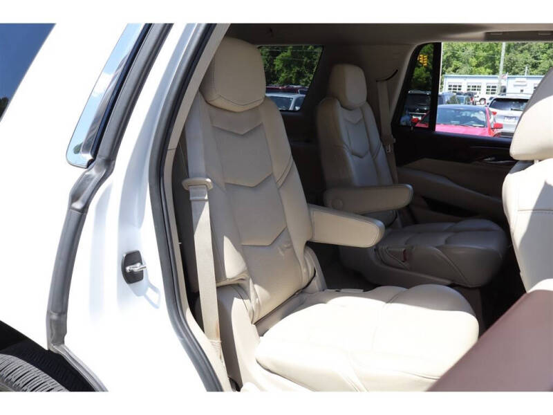 2017 Cadillac Escalade Luxury