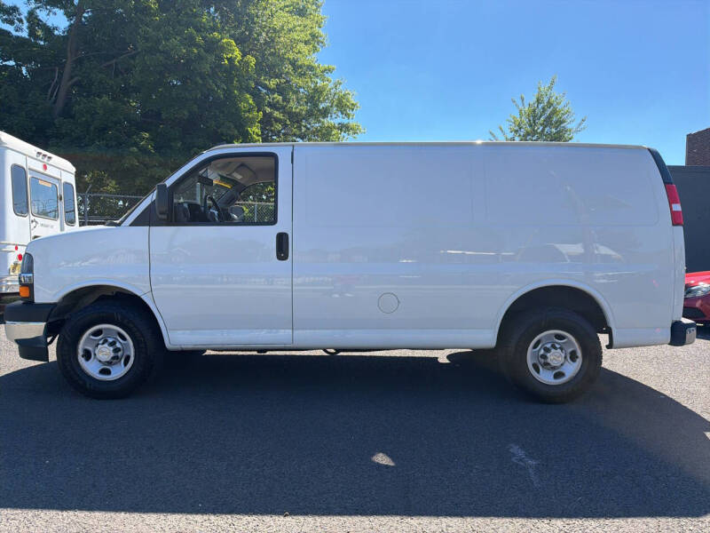 2020 Chevrolet Express 2500