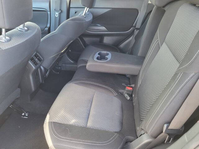 2020 Mitsubishi Outlander ES