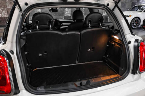 2017 MINI Hardtop 2 Door Cooper