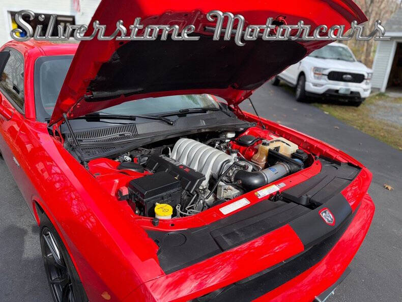 2010 Dodge Challenger SRT8