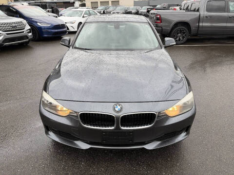 2014 BMW 3 Series 320i