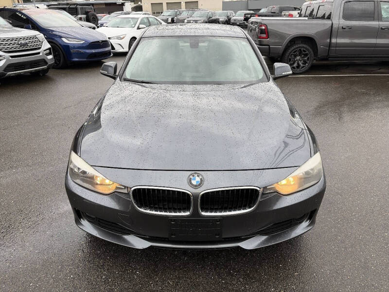 2014 BMW 3 Series 320i