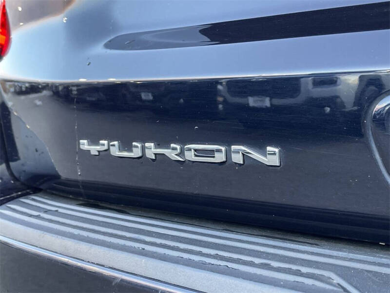 2021 GMC Yukon XL AT4