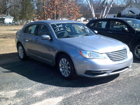 2013 Chrysler 200 for sale at LAKESIDE MOTORS LLC in Houghton Lake MI