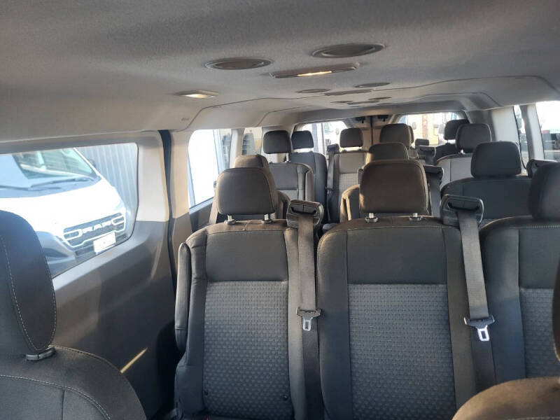 2022 Ford Transit 350 XLT