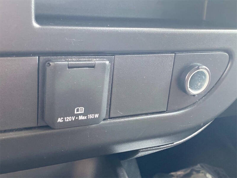 2023 Chevrolet Express 2500