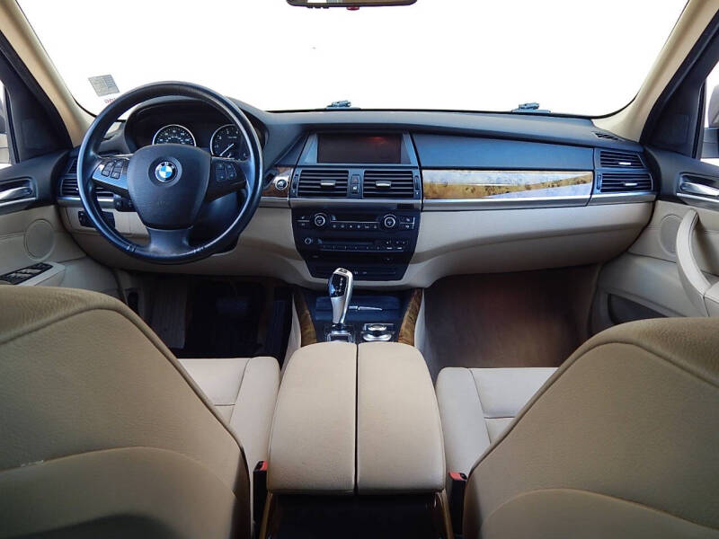 2008 BMW X5 4.8i
