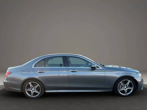 2017 Mercedes-Benz E-Class E 300
