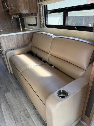 2019 Jayco Precept