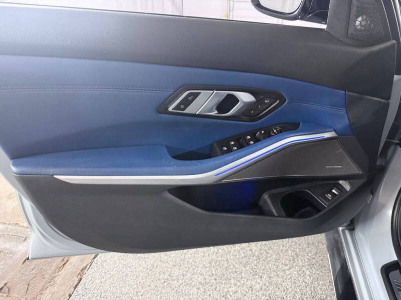 2022 BMW M3