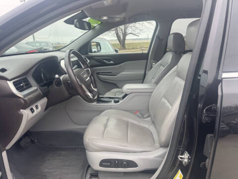 2017 GMC Acadia SLT-1