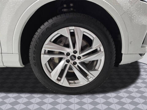 2023 Audi Q7 quattro Premium Plus 55 TFSI