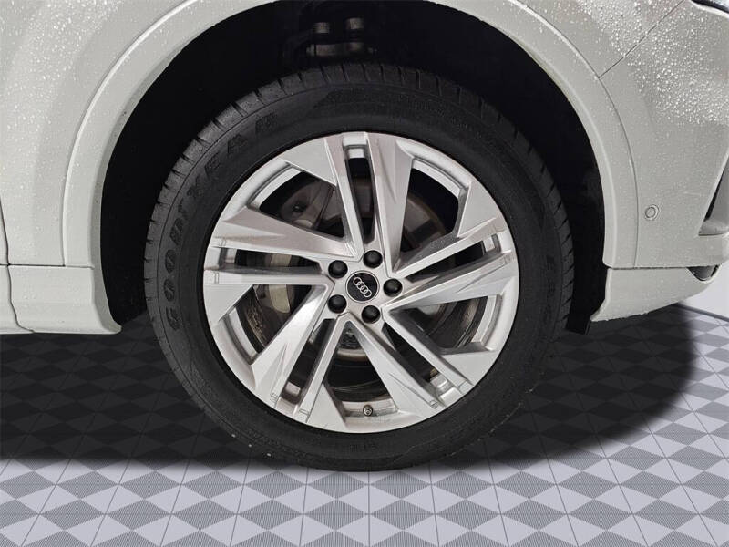 2023 Audi Q7 quattro Premium Plus 55 TFSI