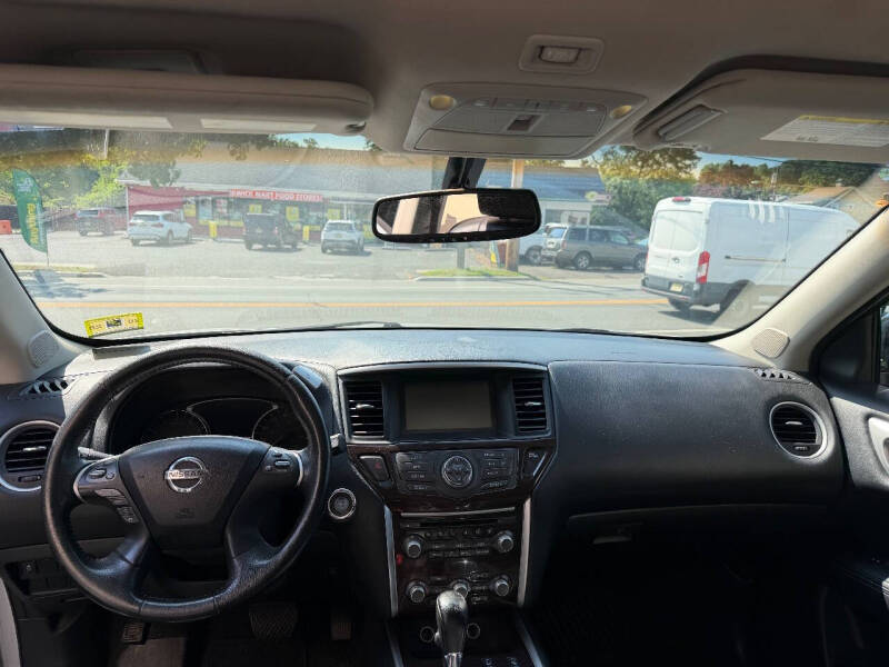 2013 Nissan Pathfinder SL