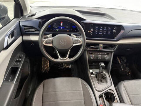 2022 Volkswagen Taos SE