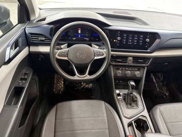 2022 Volkswagen Taos SE