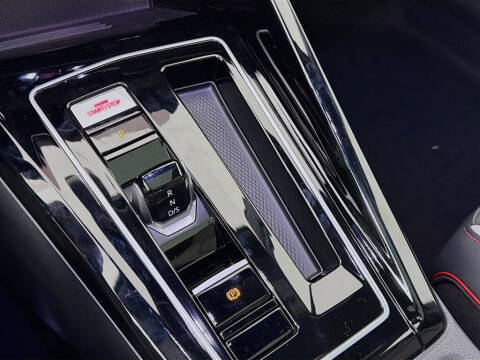 2026 Volkswagen Golf GTI SE