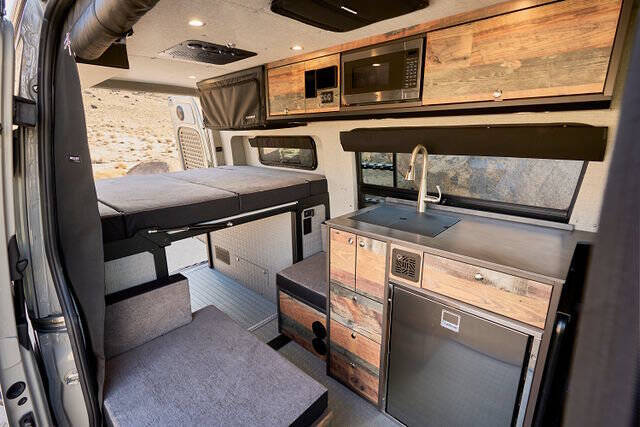 2025 Mercedes-Benz Sprinter 2500