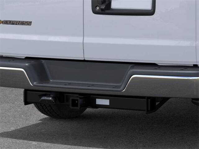 2025 Chevrolet Express 2500