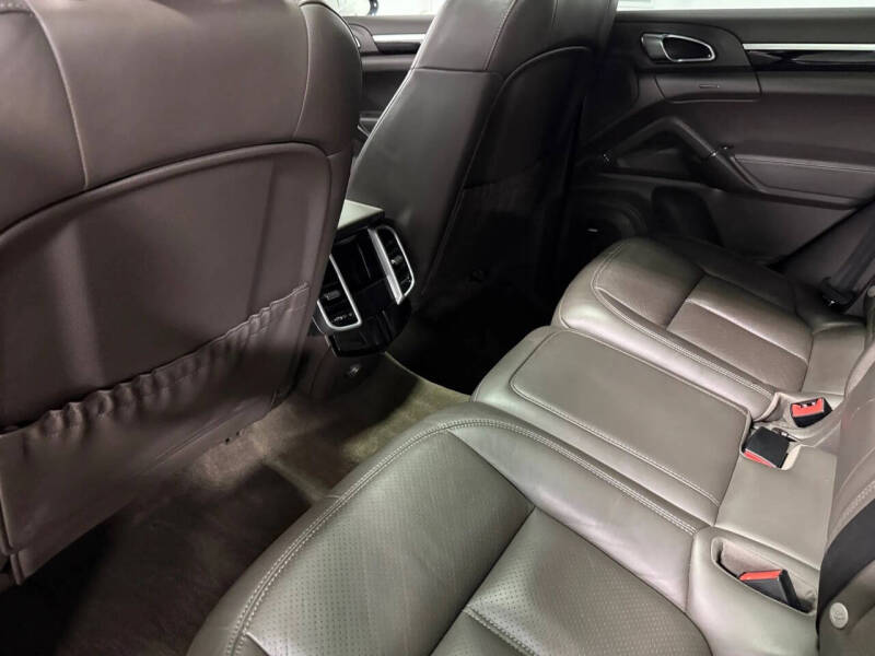 2016 Porsche Cayenne