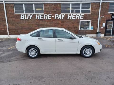 2009 Ford Focus for sale at Kar Mart in Milan IL