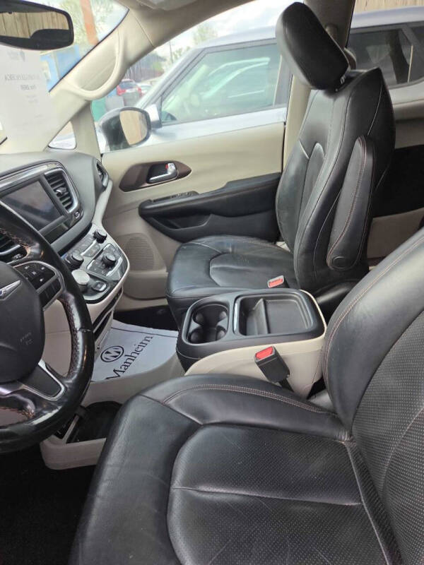 2019 Chrysler Pacifica Touring L