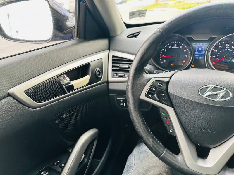 2012 Hyundai Veloster