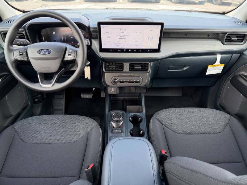 2025 Ford Maverick XL