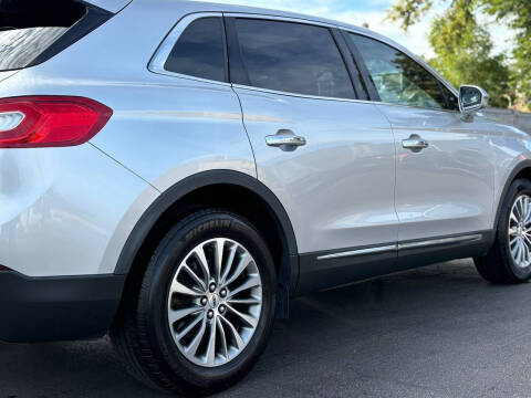 2016 Lincoln MKX Select