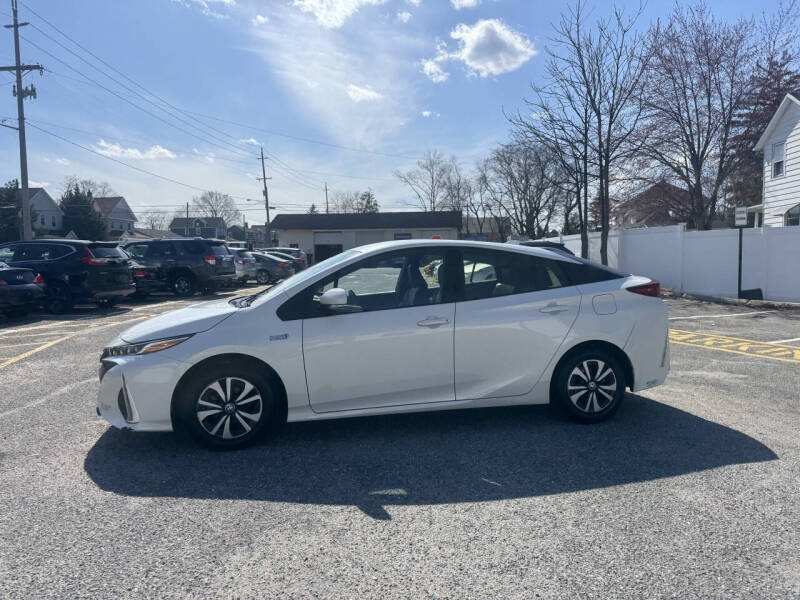 2017 Toyota Prius Prime Plus