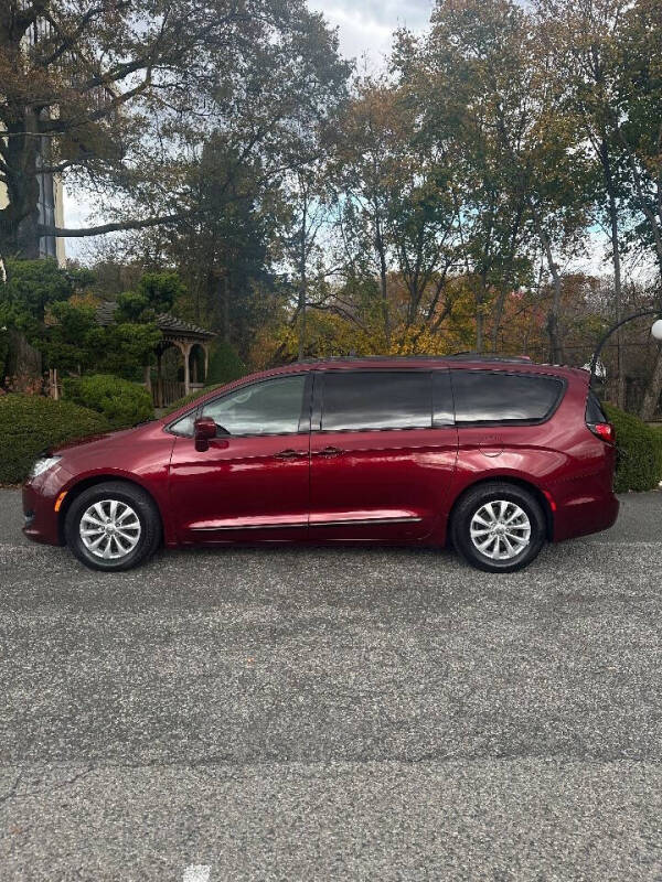 2018 Chrysler Pacifica Touring L Plus