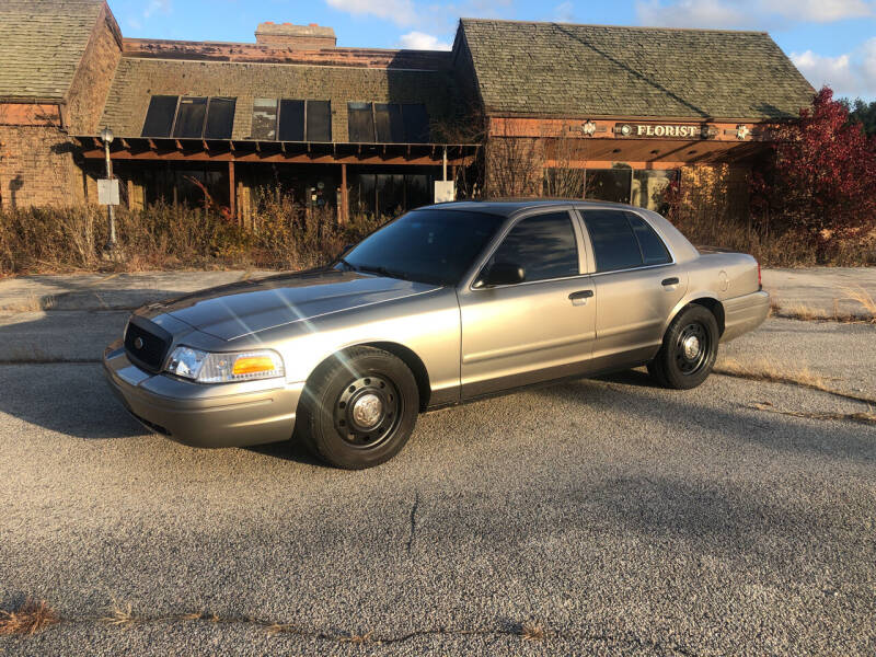 2007 Ford Crown Victoria for sale at SODA MOTORS AUTO SALES LLC in Newport RI