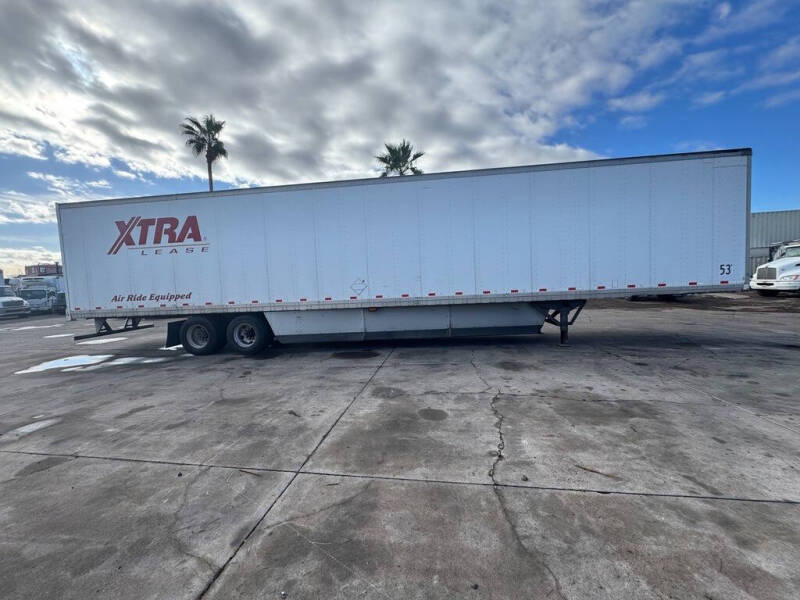 2007 Strick 53" X 102"  Curb Side Door