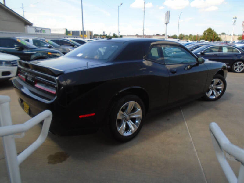 2018 Dodge Challenger SXT