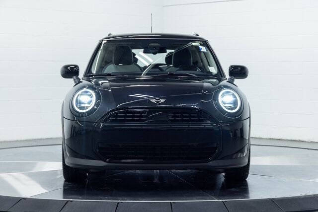 2025 MINI Hardtop 2 Door Cooper Signature Trim
